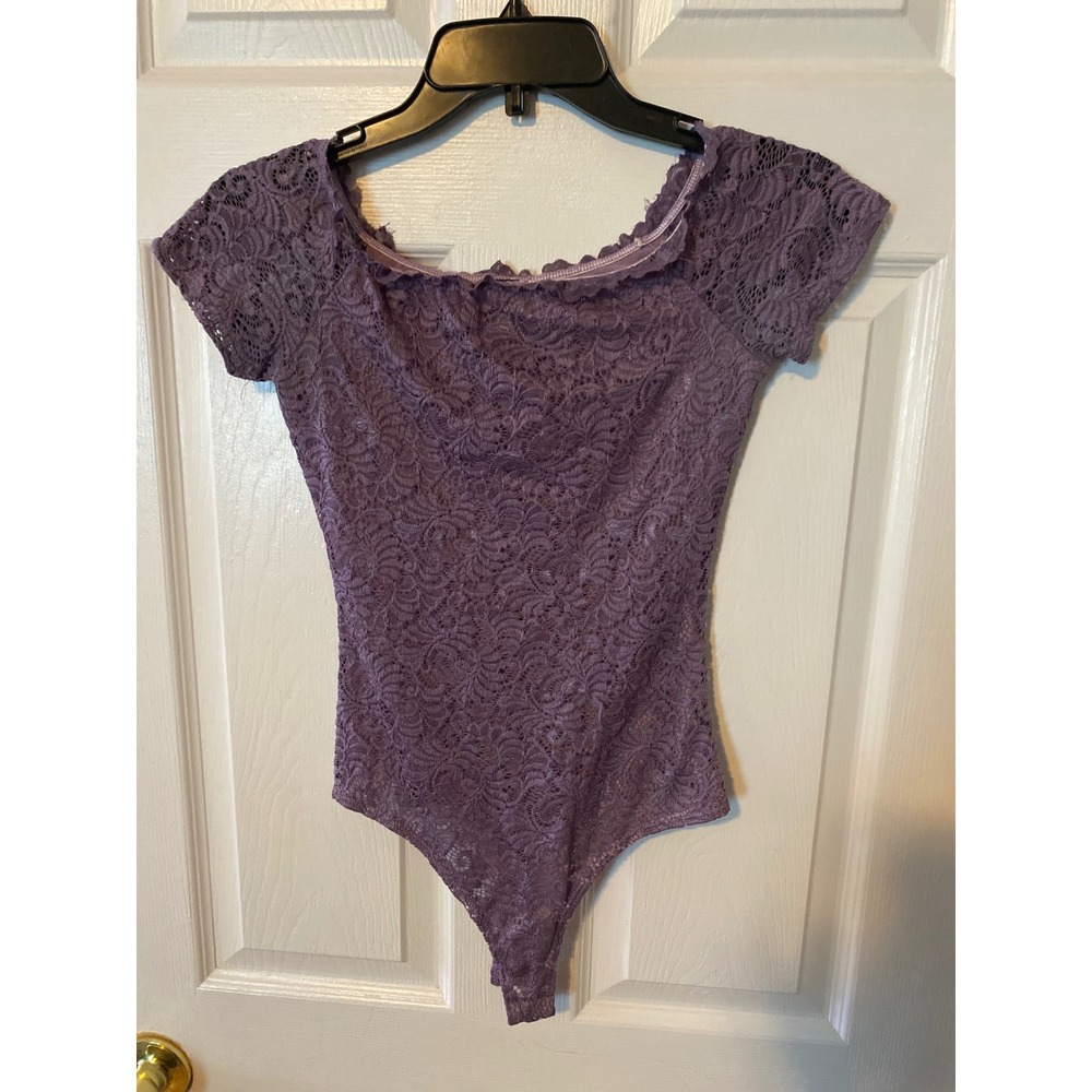 Windsor Purple Floral Lace Off The Shoulder Bodysuit‎ Short Sleeve XS B6106